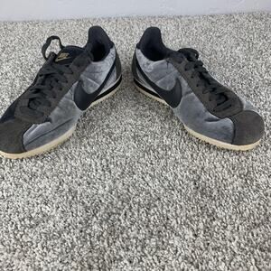 Nike Cortez Shoes Womens Size 8 Gray Anthracite Classic Running Suede Velour